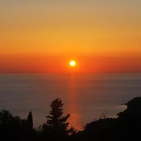 House Lemoni, A With Terrace And Balcony - Pelekas, Corfu Appartement Pelekas