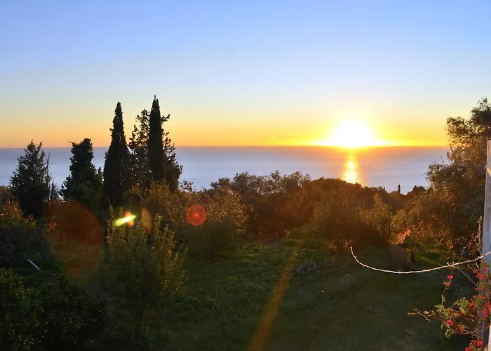 House Lemoni, A With Terrace And Balcony - Pelekas, Corfu Apartmán *