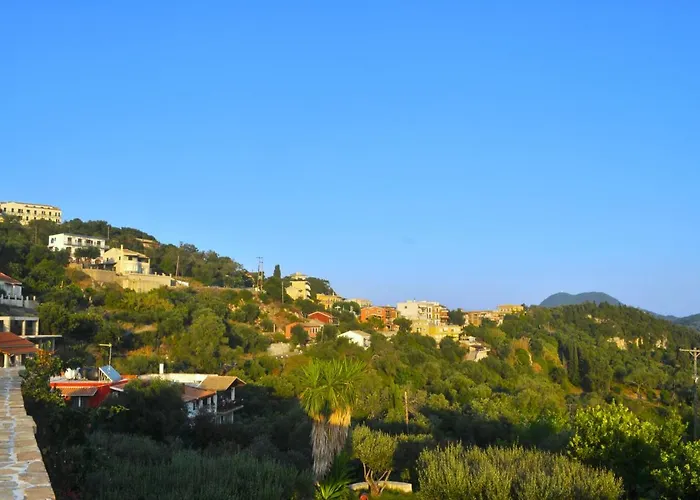 House Lemoni, A With Terrace And Balcony - Pelekas, Corfu Apartmán *