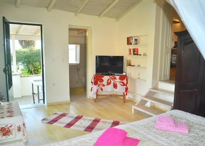 House Lemoni, A With Terrace And Balcony - Pelekas, Corfu *