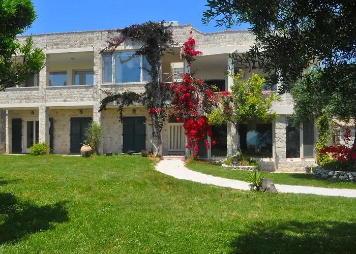 House Lemoni, A With Terrace And Balcony - Pelekas, Corfu Apartmán *