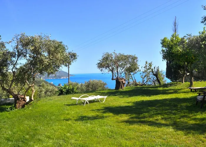 House Lemoni, A With Terrace And Balcony - Pelekas, Corfu Apartmán Pelekas